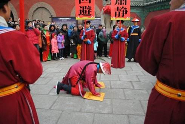 【八一】草民叩见朱元璋（微小说 外一篇·家园）