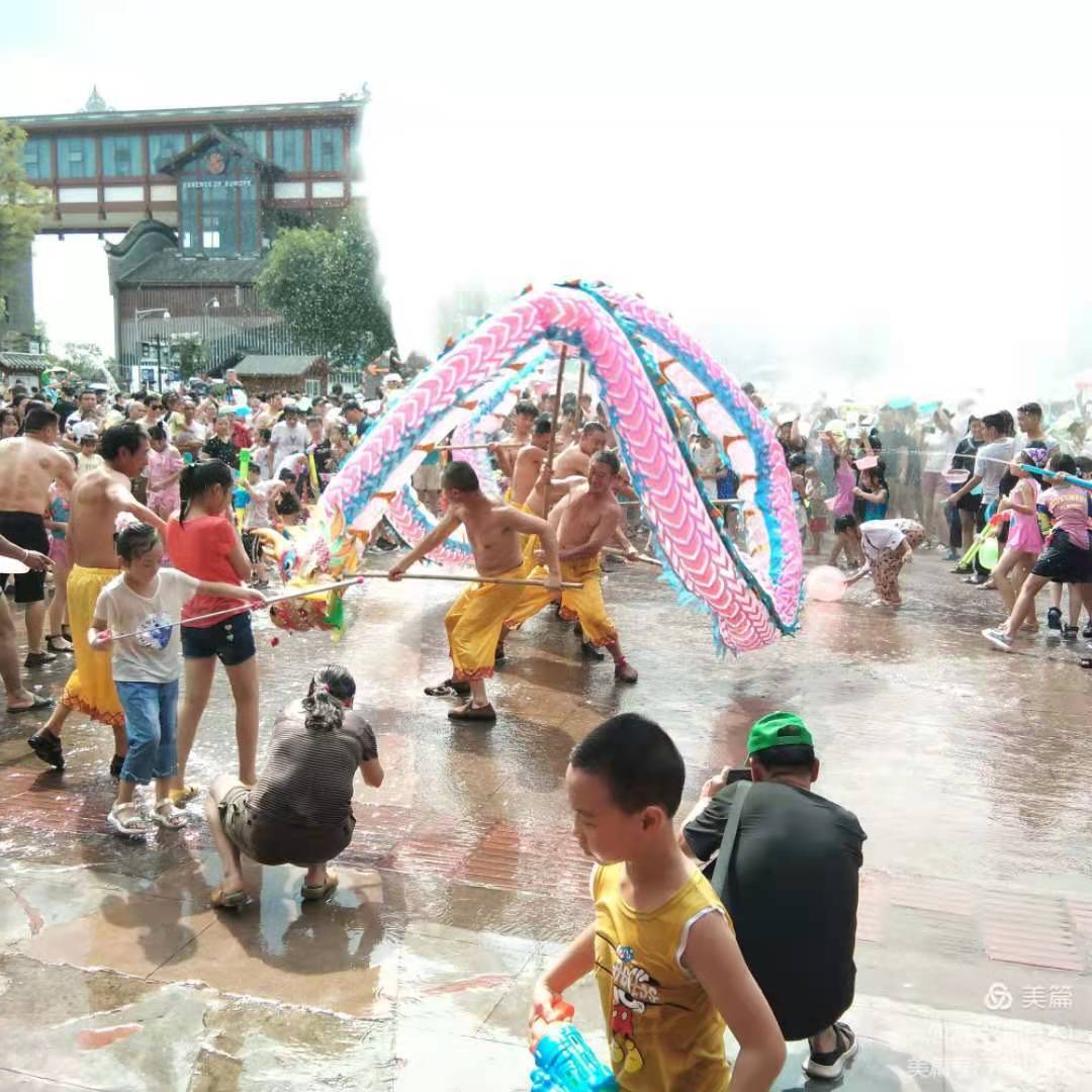 【风恋】客家水龙舞，古镇雨浪飞（散文）