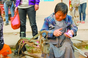 【荷塘】角落（散文）