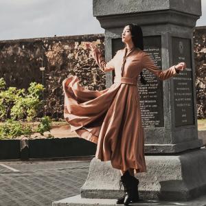 【江南风景】适合睡觉的女人（组诗）