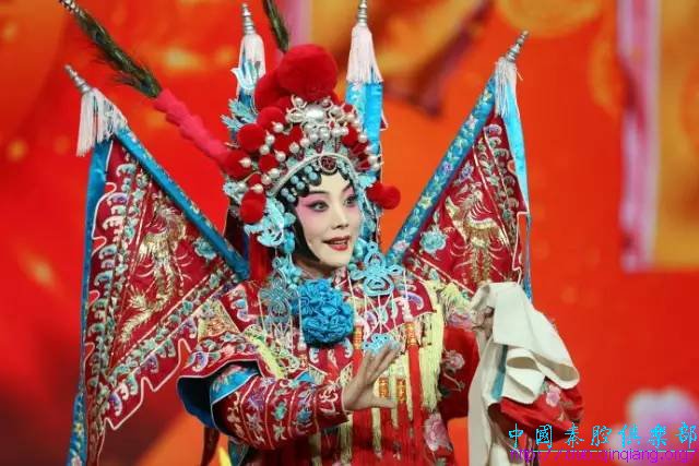 【丁香青春】玉石和砾石的命运（散文）