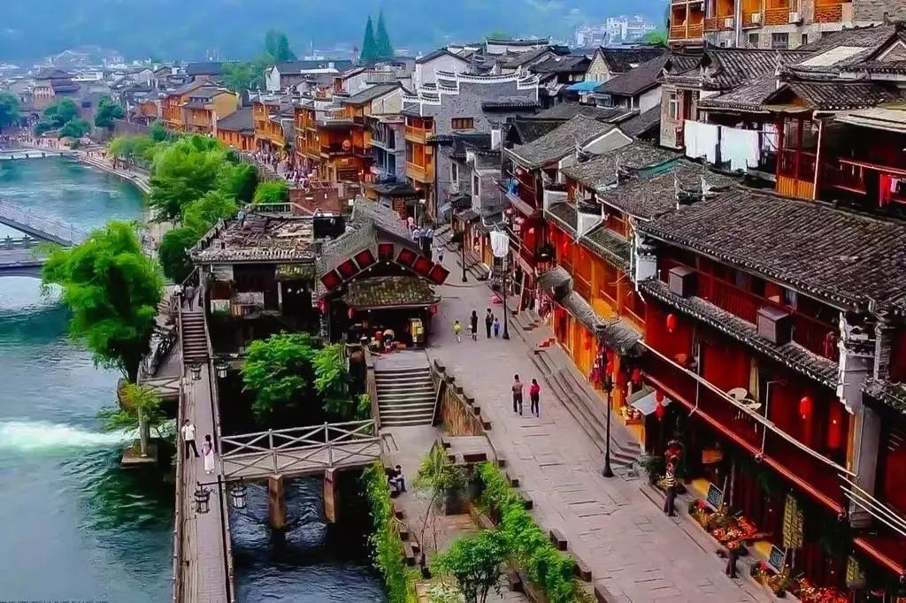 【菊韵】深巷静雅的洪江古商城（散文）