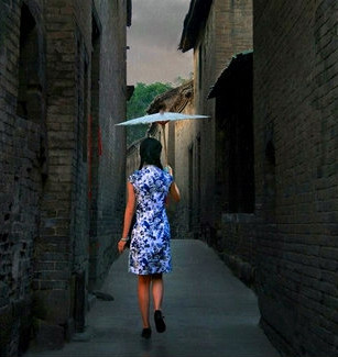 【柳岸·希望】雨巷，是谁打着那把清瘦的伞（外二首）