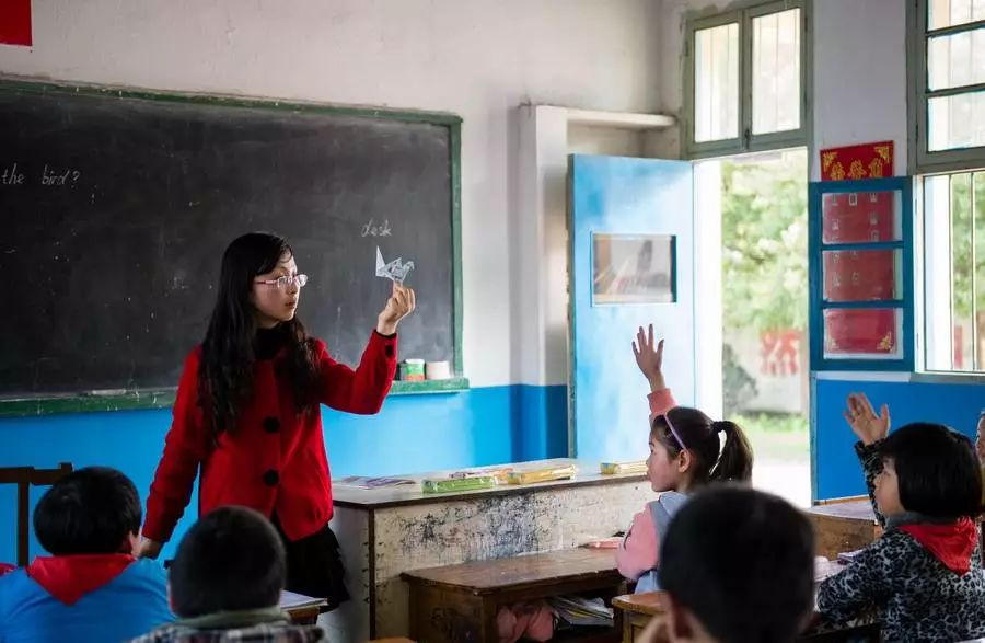 【丁香】割舍不掉的同学情(散文)