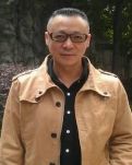 李伟